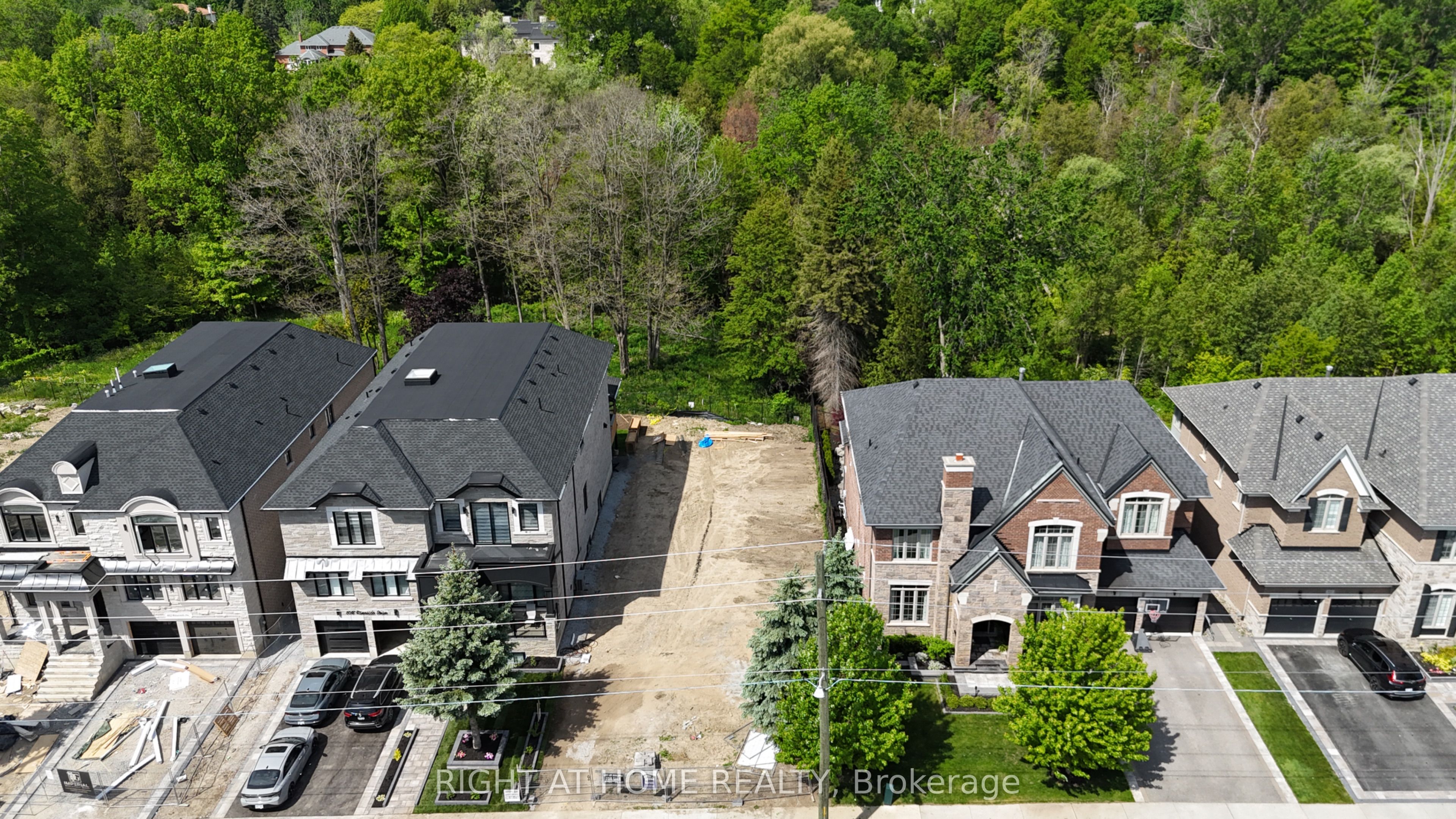 860 Riverside Drive, Ajax, ON, L1T 3S2