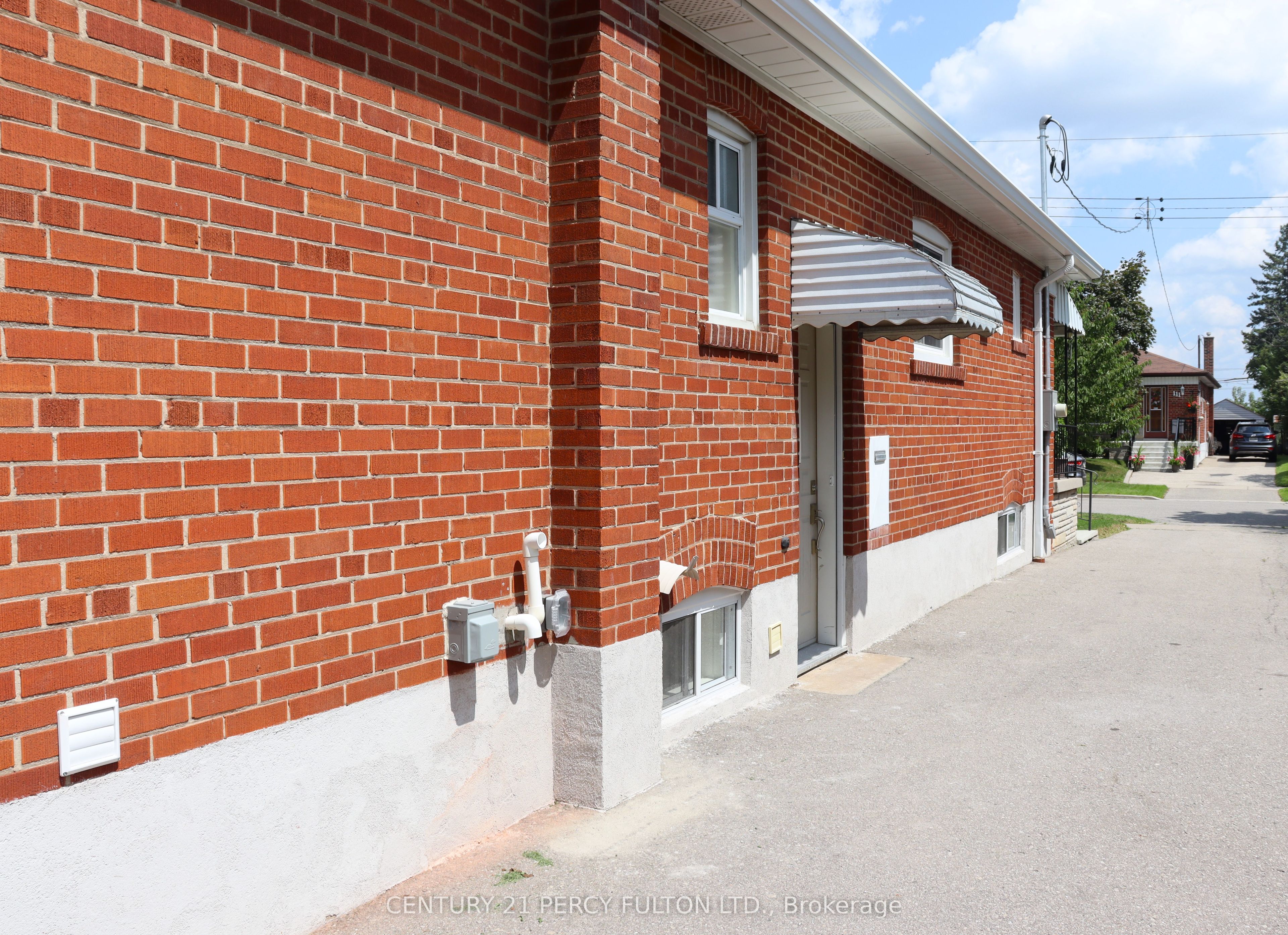 Additional image 2 of 110 Gilroy Drive, Toronto, ON, M1P 2A1