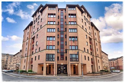 Parsonage Square, Glasgow G4