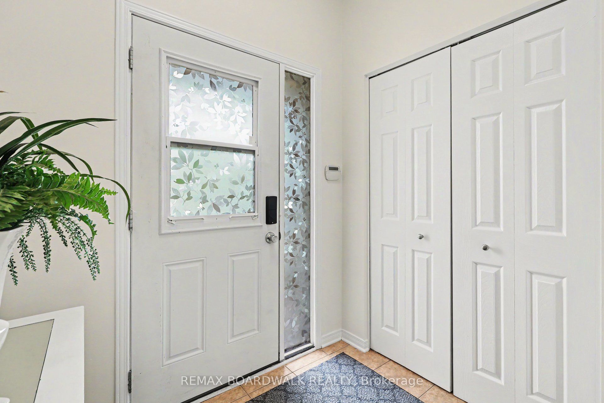 Additional image 3 of 350 Rolling Meadow Crescent, Ottawa, ON, K1W 0A7