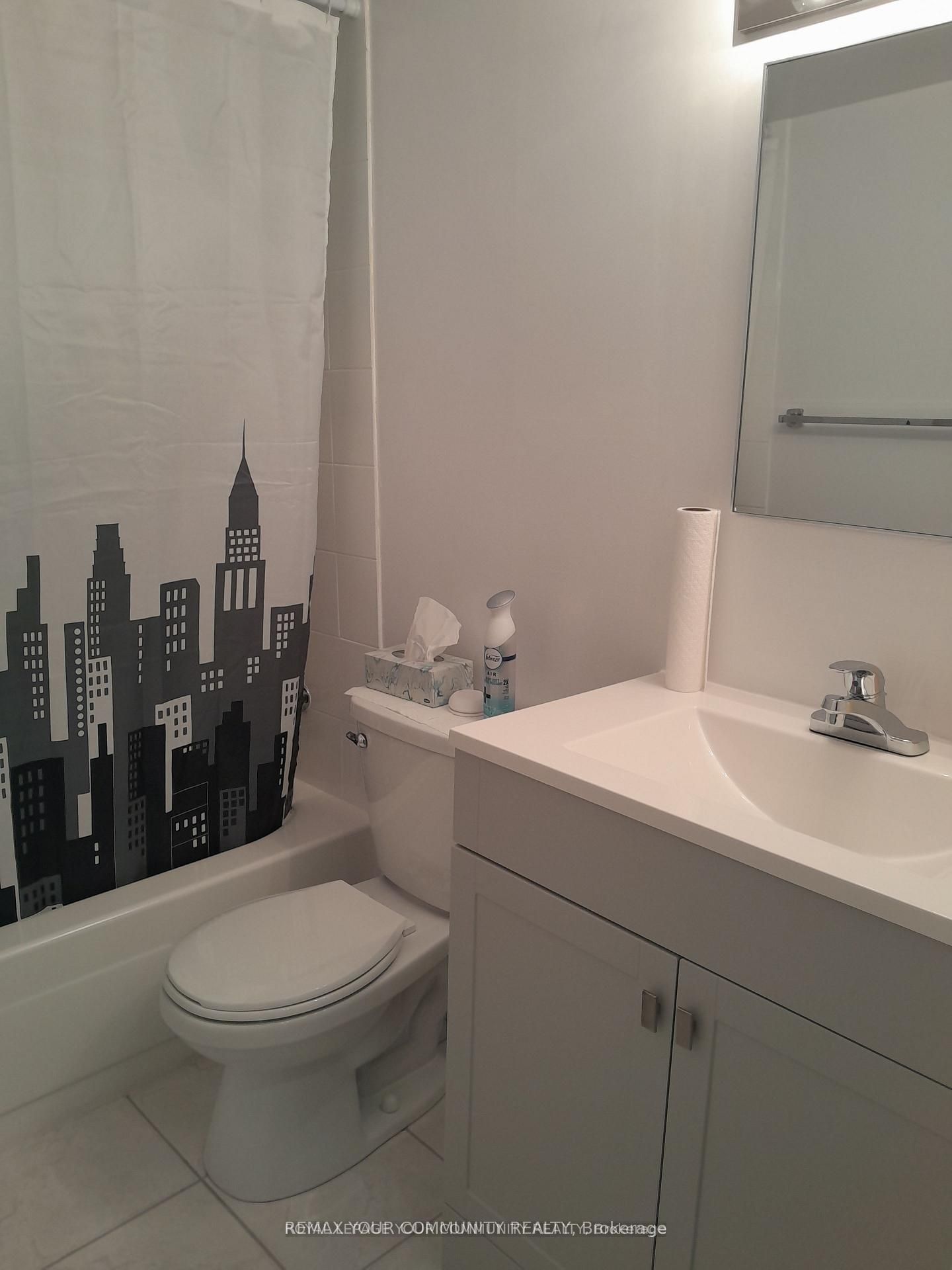 404-5 Frith Road, Toronto, ON, M3N 2L5 photo 5