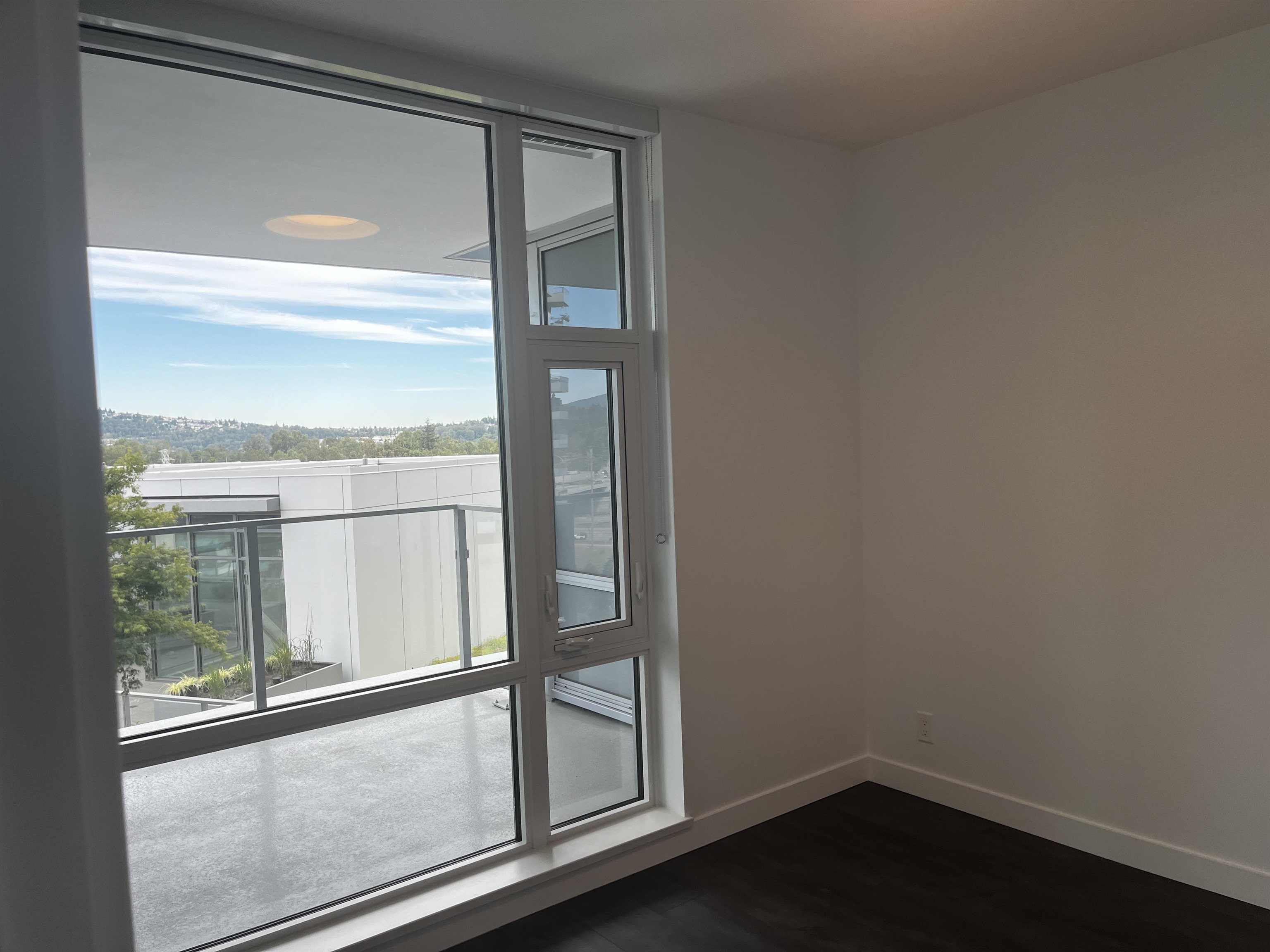 Additional image 2 of 803-1500 Fern Street, North Vancouver, BC, V7J 1H6