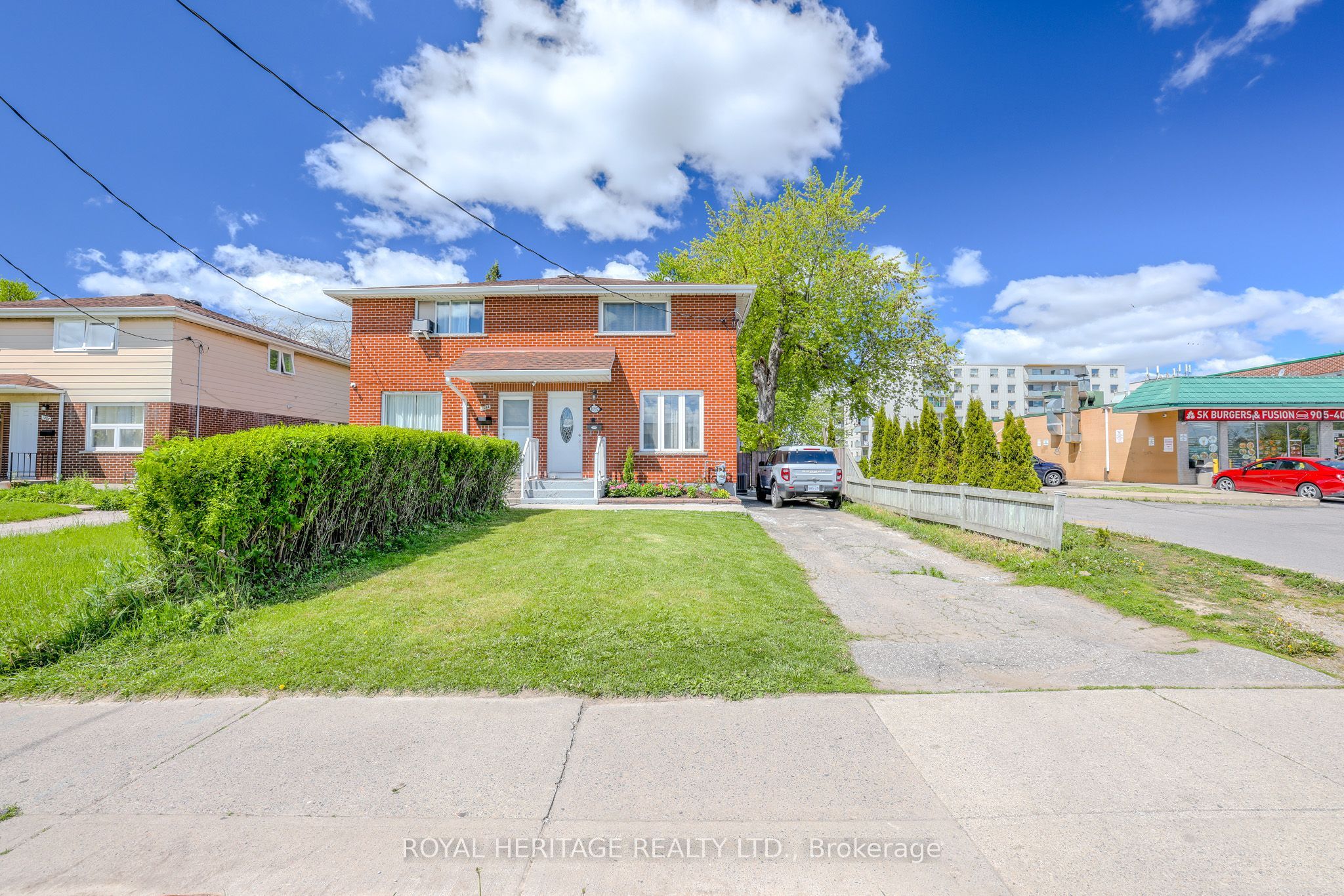 1092 Cedar Street, Oshawa, ON, L1J 3R9