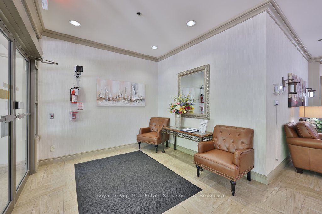 2205-100 Burloak Drive, Burlington, ON, L7L 6P6 photo 3