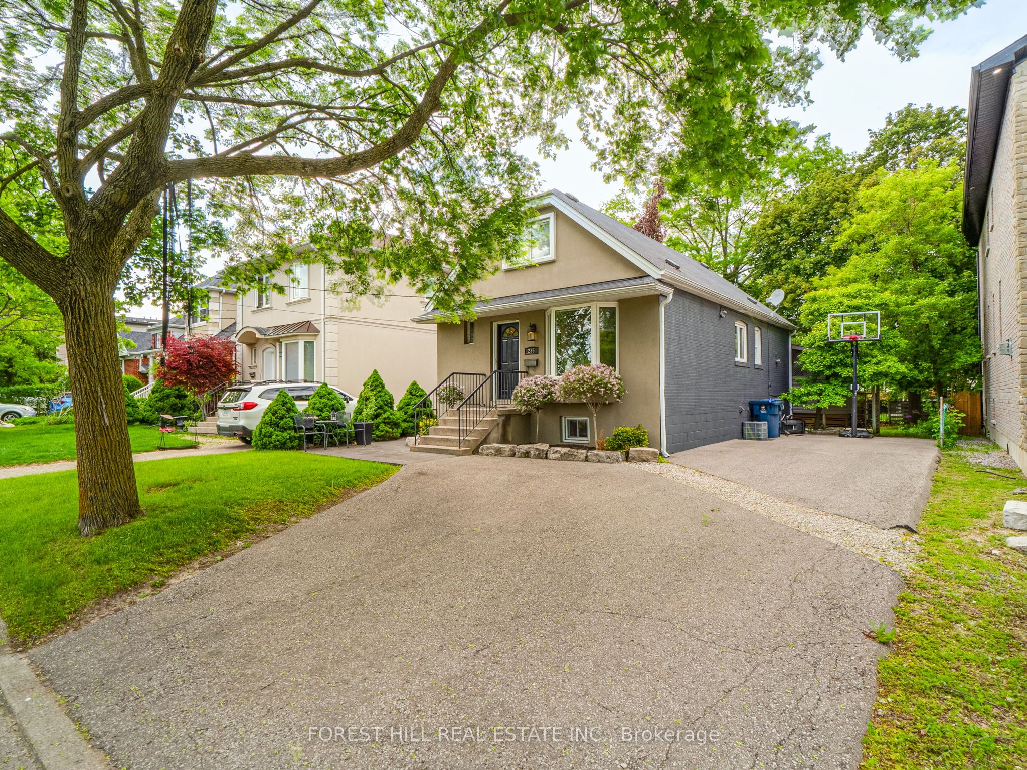 236 Cameron Avenue, Toronto, ON, M2N 1E7