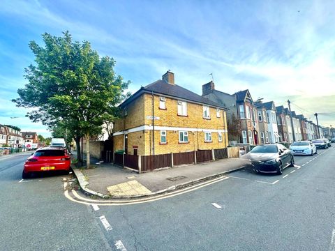Otley Road, London E16
