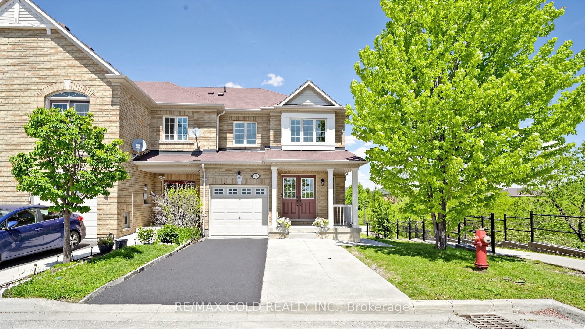 Additional image 2 of 9 Edgewater Court, Brampton, ON, L6R 0W8