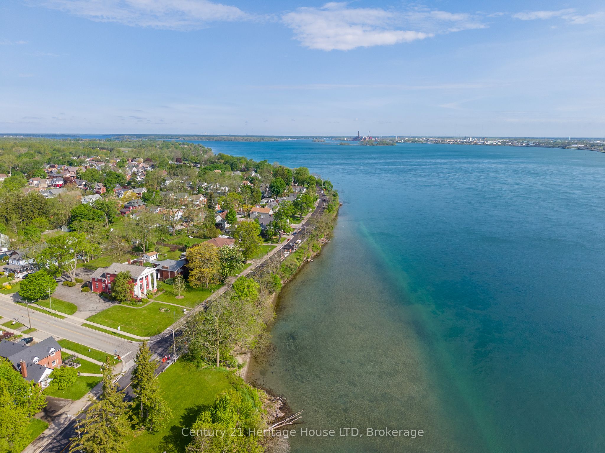 20 Dufferin Street, Fort Erie, ON, L2A 2T5 photo 4