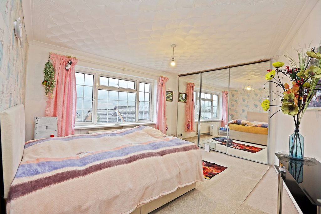 Additional image 12 of 3 bed terraced house for salePantygraigwen Road, Pontypridd CF37