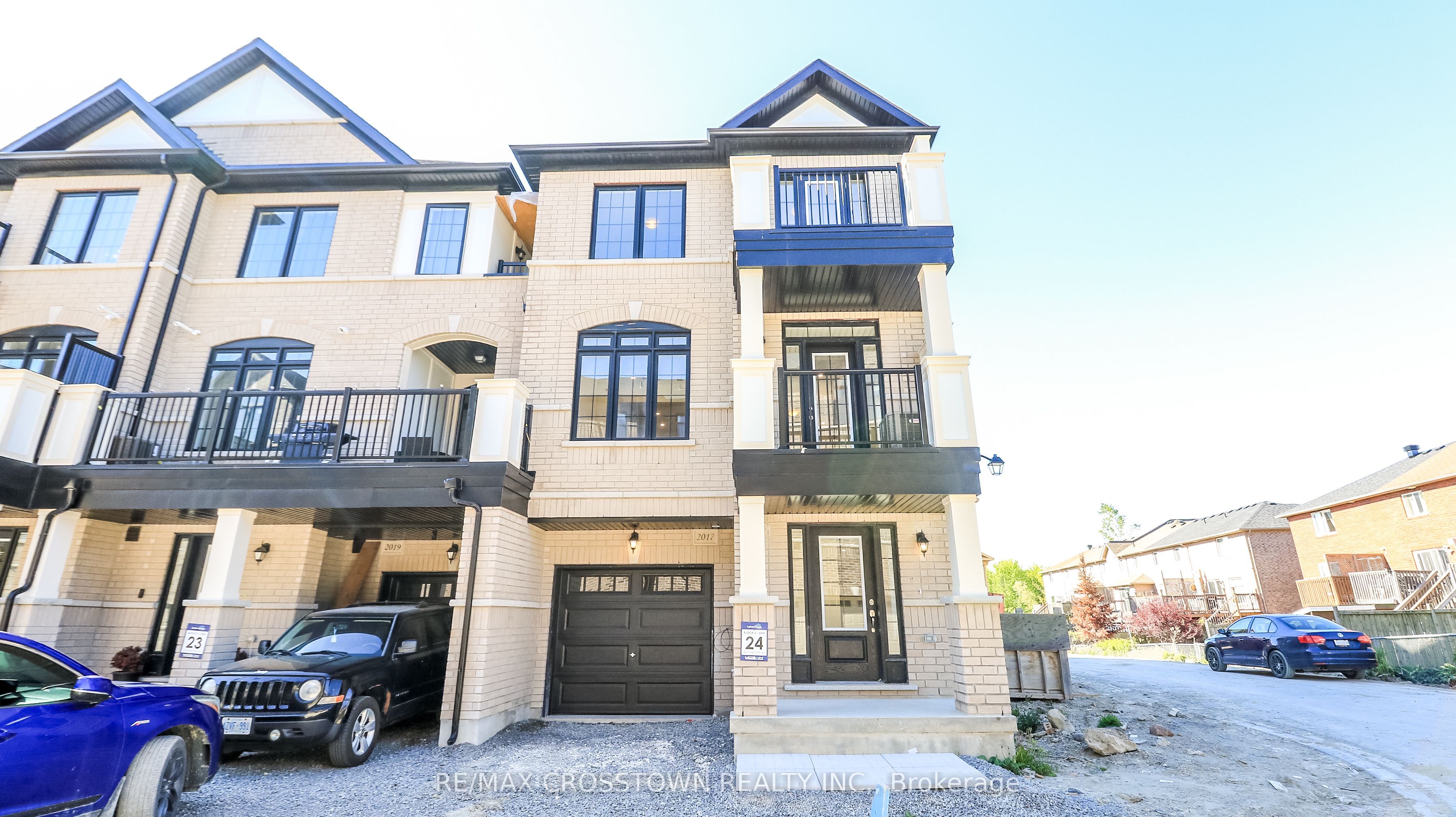 (24)-2017 Matteer Court, Innisfil, ON, L9S 4T9