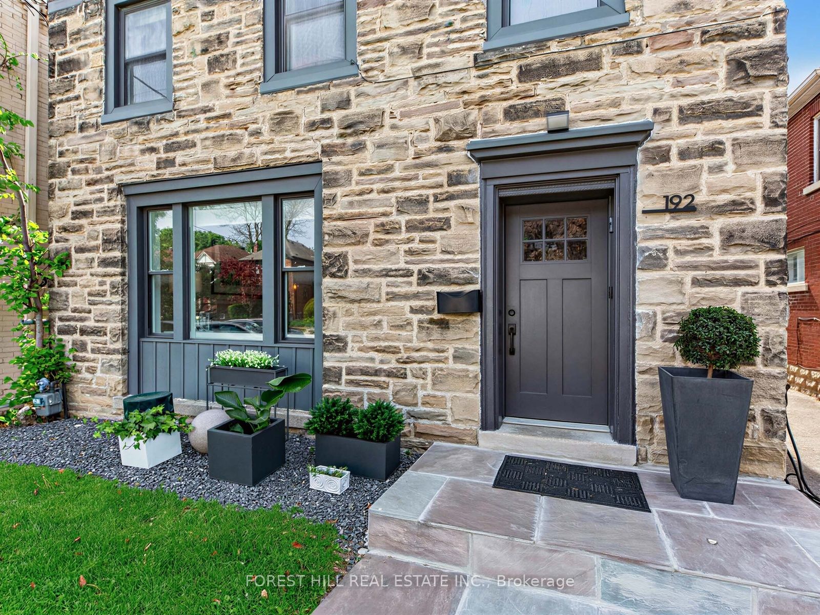 Additional image 2 of 192 Glen Cedar Road, Toronto, ON, M6C 3H1