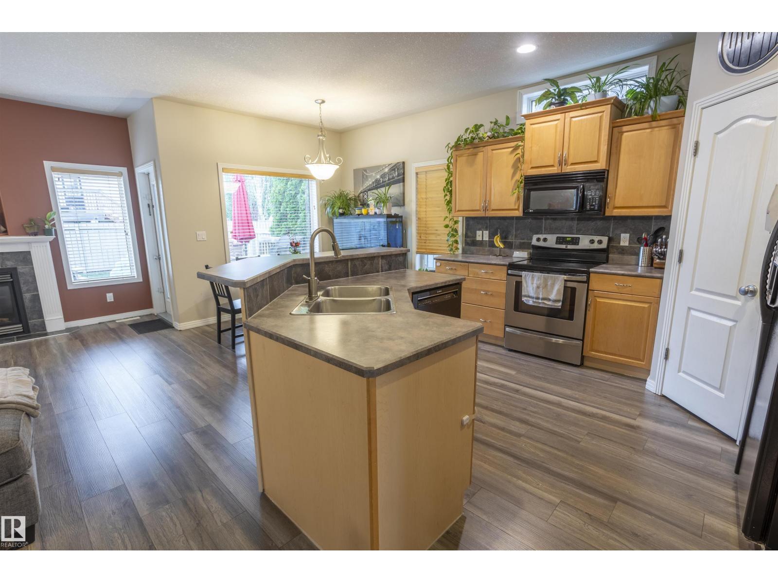 1441 Highwood Boulevard, Devon, AB, T9G2E9 photo 4