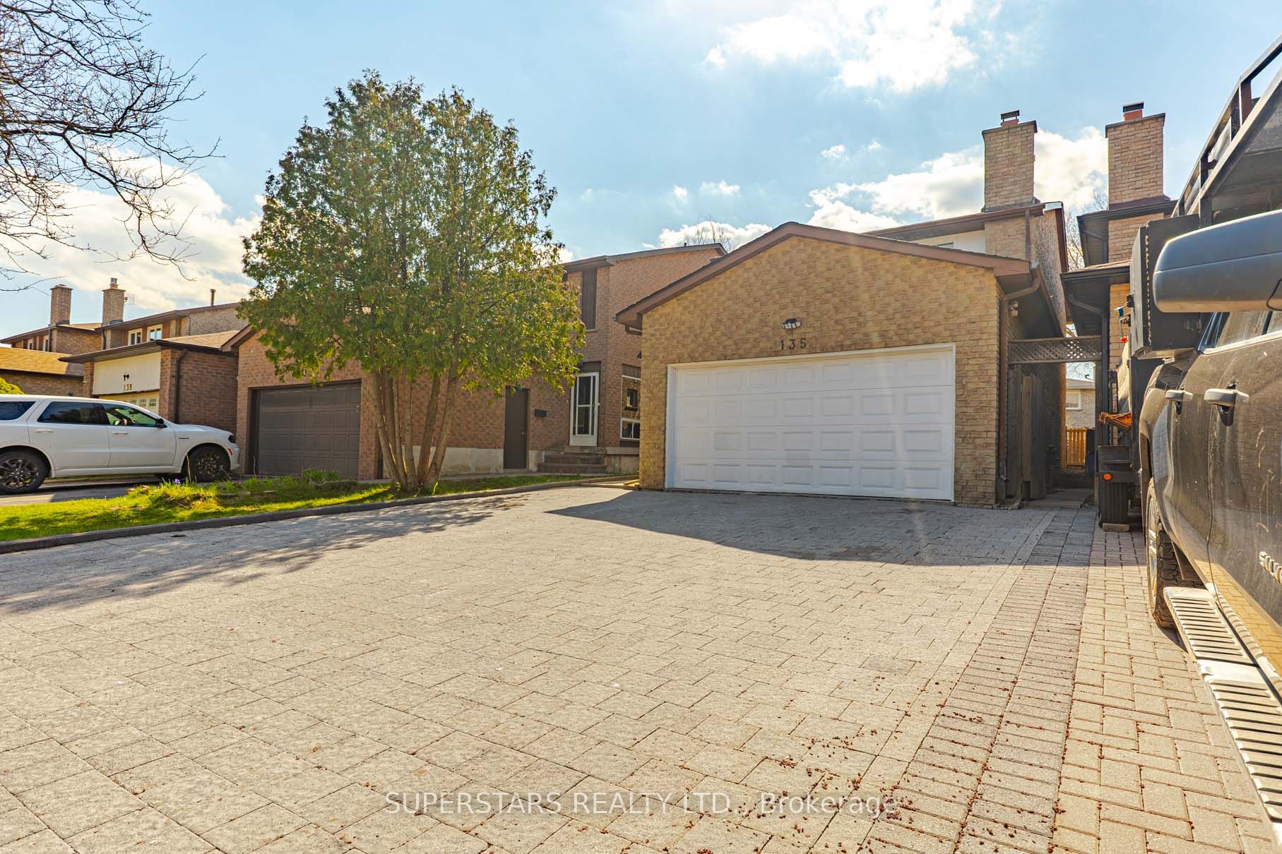 135 Appleby Crescent, Markham, ON, L3R 4L1