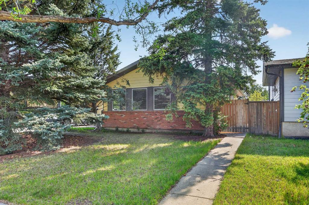 10540 Oakfield Drive SW, Calgary, AB, T2W 2A9