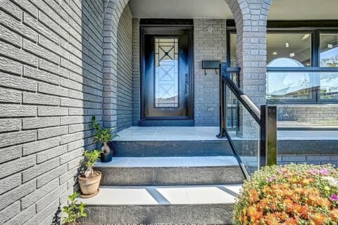 Additional image 8 of Upper-470 Louis Drive, Mississauga, ON, L5B 2J6