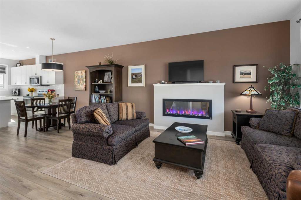 395 Magnolia Drive SE, Calgary, AB, T3M 3M4 photo 2
