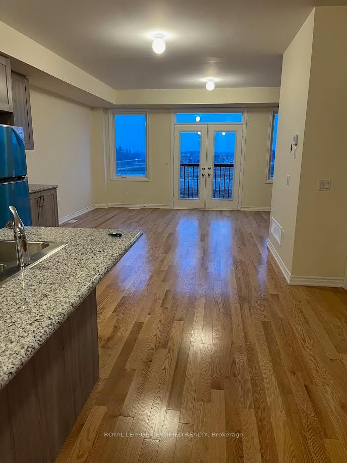 Additional image 4 of Upper-37 Puisaya Drive, Richmond Hill, ON, L4E 1L2