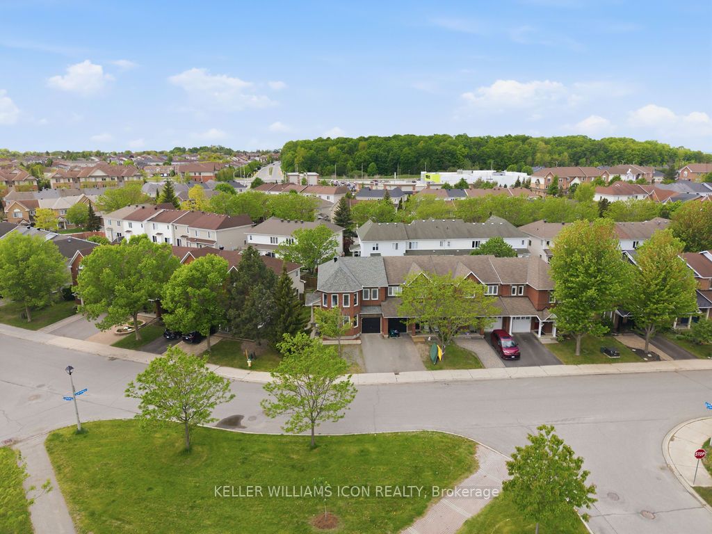 90 Sunvale Way, Ottawa, ON, K2G 6X4 photo 2