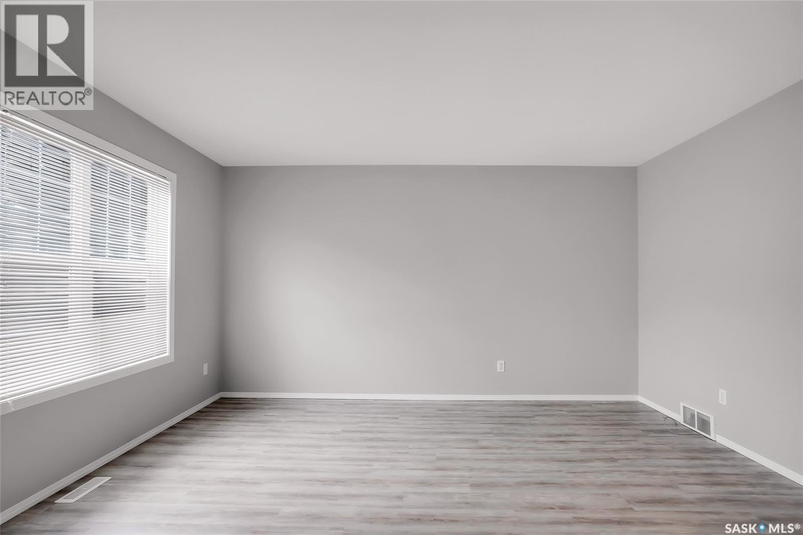 2-102 Pawlychenko Lane, Saskatoon, SK, S7V1G9 photo 3