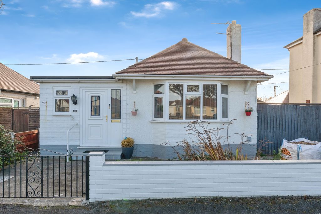 Additional image 2 of 2 bed detached bungalow for saleRhyl Coast Road, Rhyl LL18