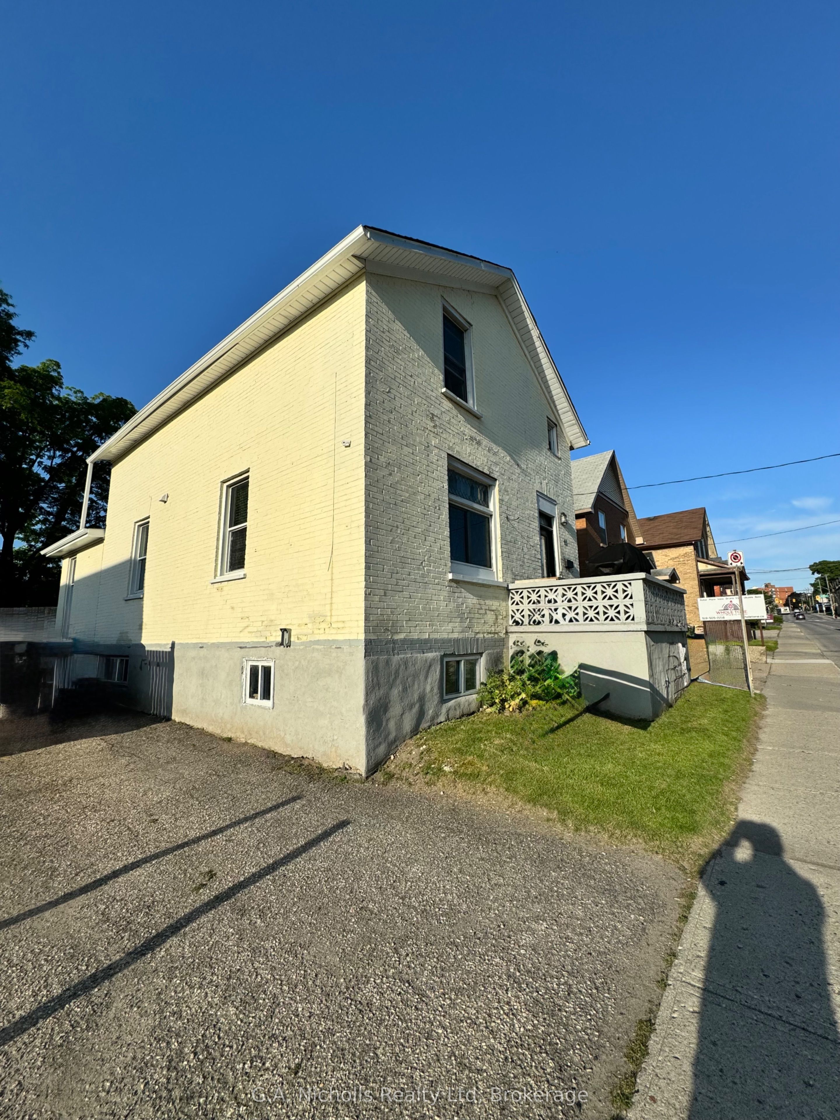 Additional image 2 of 45 Bridgeport Road E, Waterloo, ON, N2J 2J4