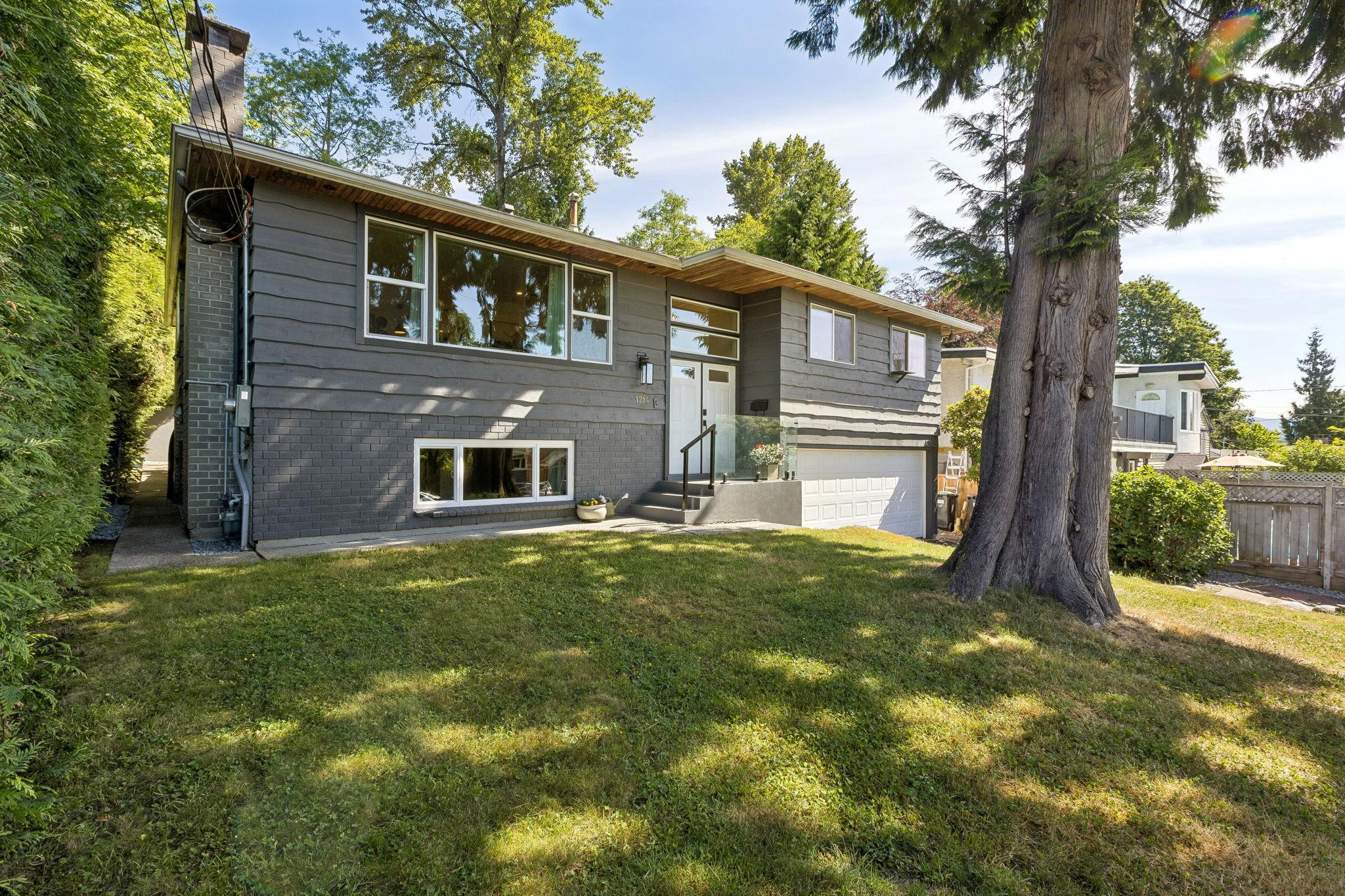 1214 Eastview Road, North Vancouver, BC, V7J 1L6 photo 2