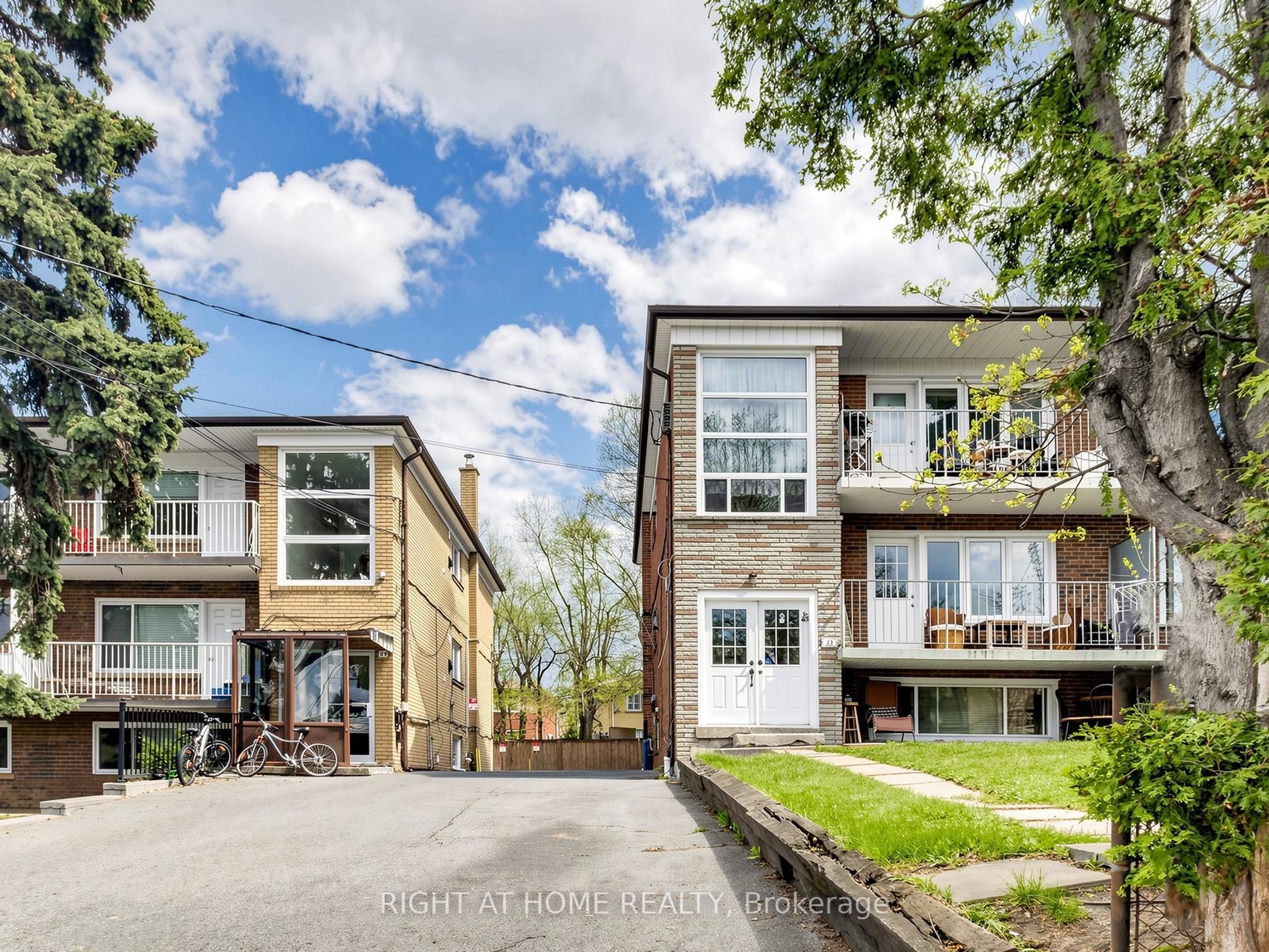 73 Garthdale Court, Toronto, ON, M3H 5P7