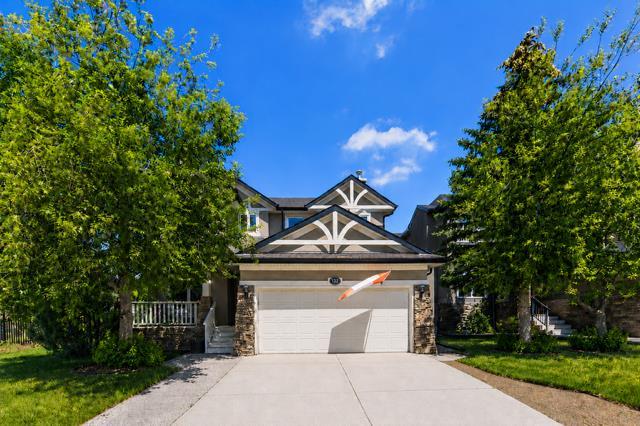122 Discovery Ridge Way SW, Calgary, AB, T3H 5G4