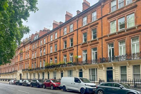 Colosseum Terrace, Camden NW1