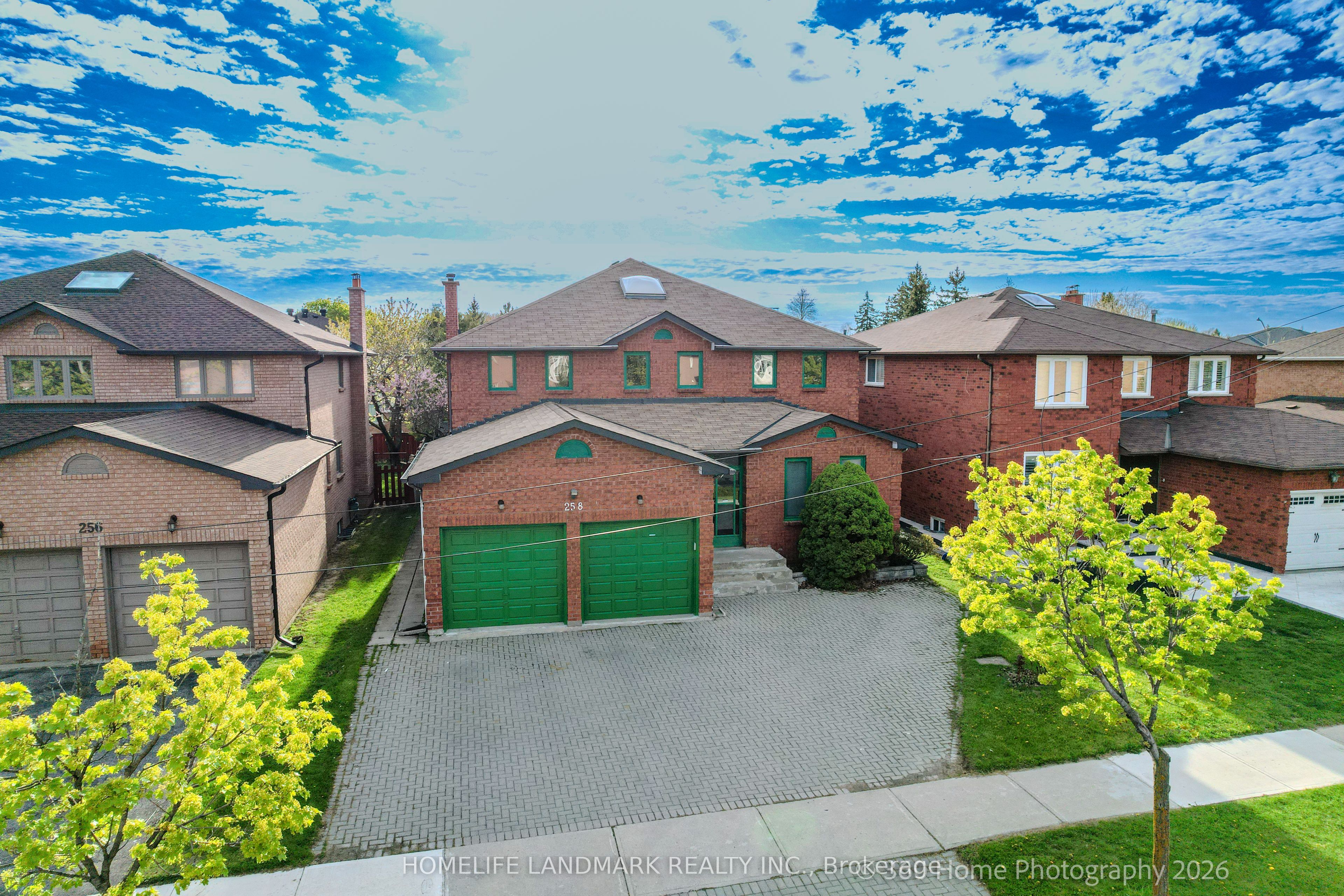 258 Valleymede Drive, Richmond Hill, ON, L4B 2B4