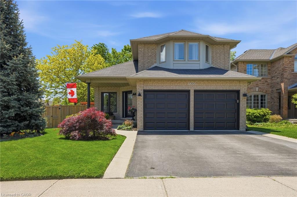 1300 Silvan Forest Drive, Burlington, ON, L7M 4L2