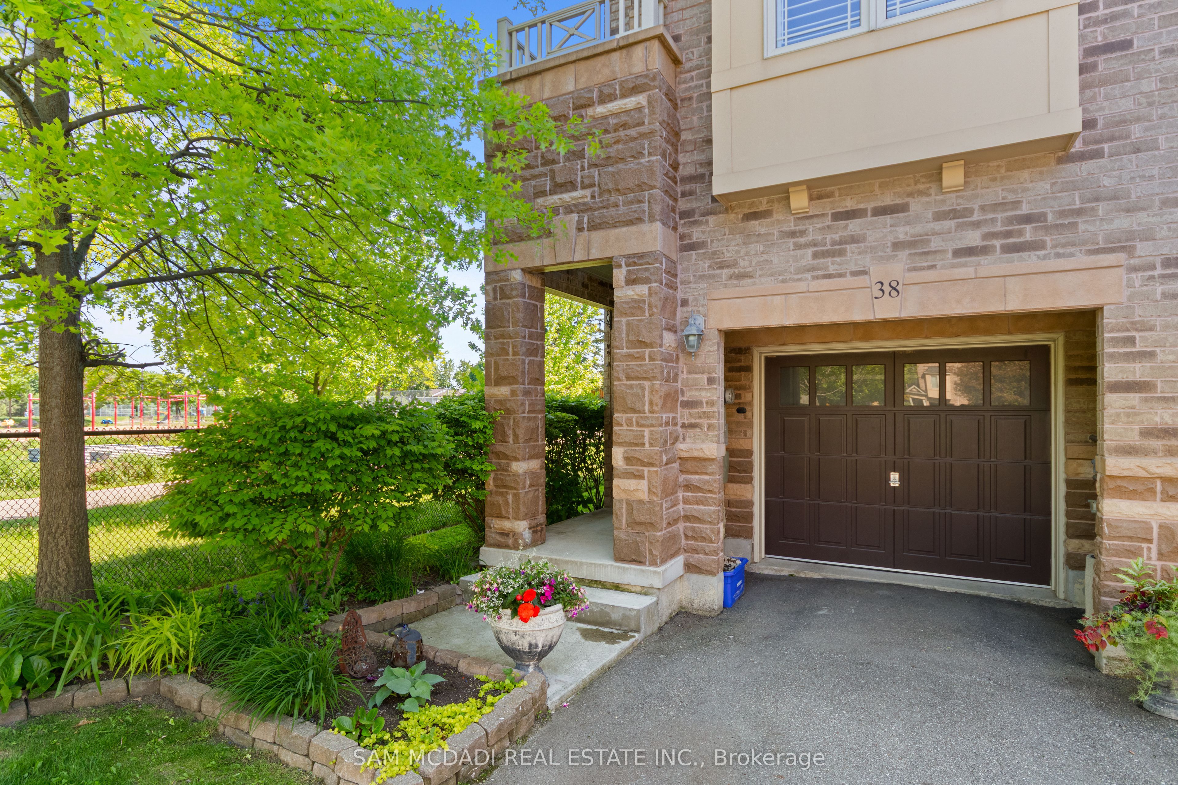 Additional image 2 of 38-6625 Falconer Drive, Mississauga, ON, L5N 0C8
