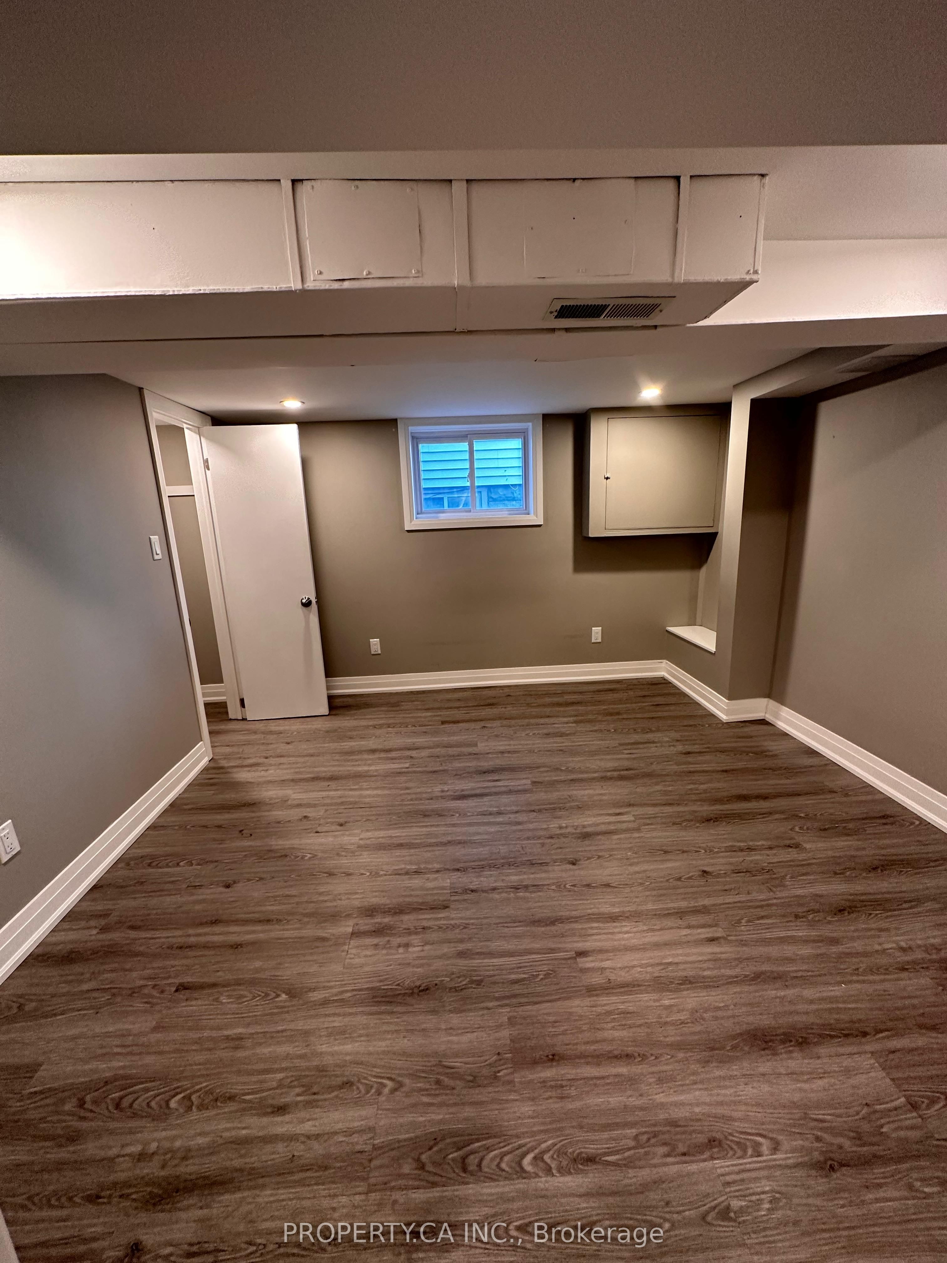Bsmnt-94 Hay Avenue, Toronto, ON, M8Z 1G4 photo 5
