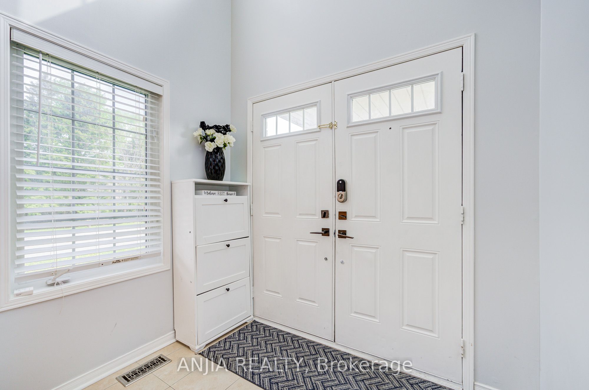 Additional image 3 of 2 Horn Street, Whitchurch-stouffville, ON, L4A 0X9