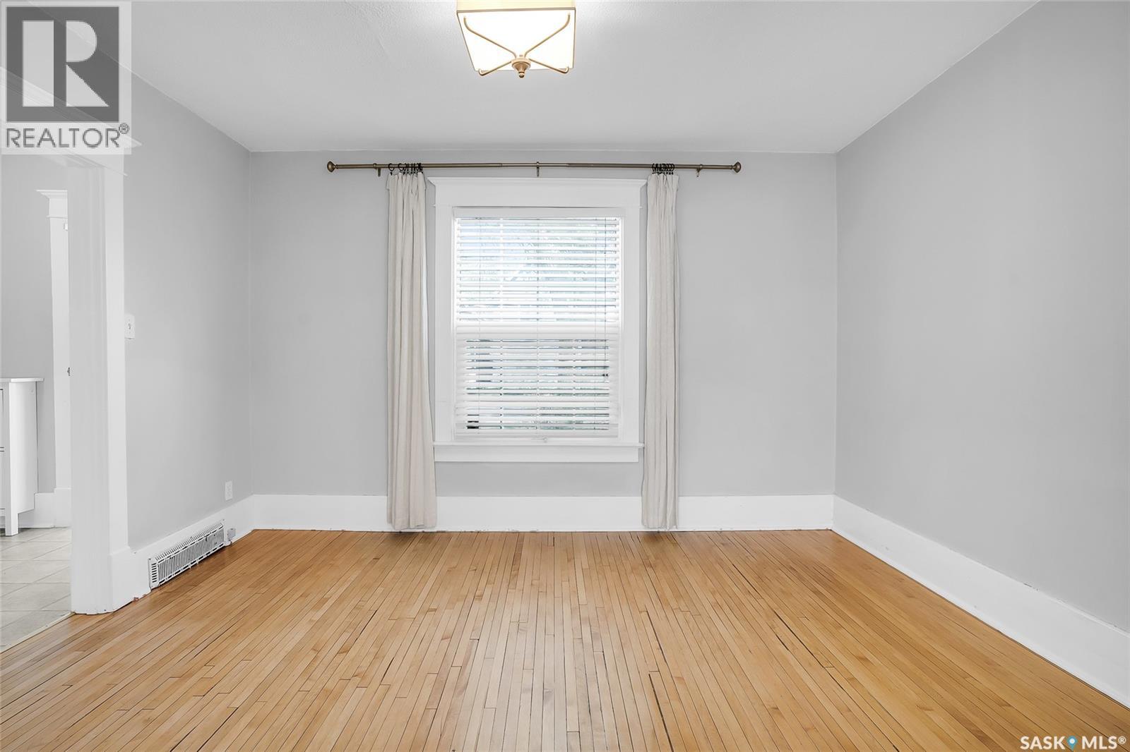 524 7th Street E, Saskatoon, SK, S7H0X7 photo 4