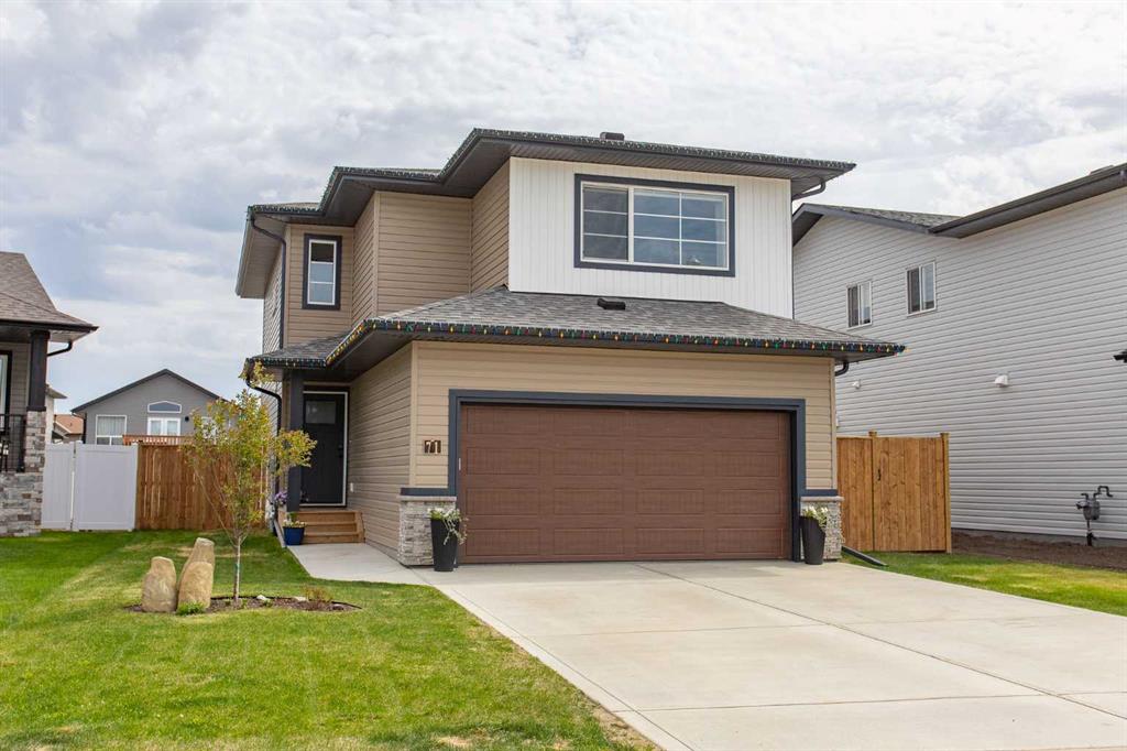 71 Bardwell Way, Sylvan Lake, AB, T4S 0V4