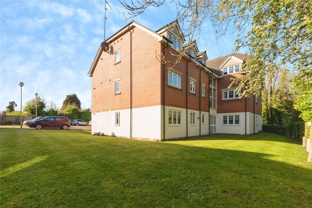 Additional image 18 of 2 bed flat for saleEvesham Road, Redditch, Worcestershire B97