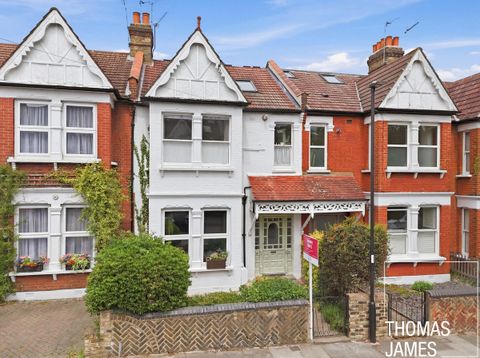 Meadowcroft, London N13