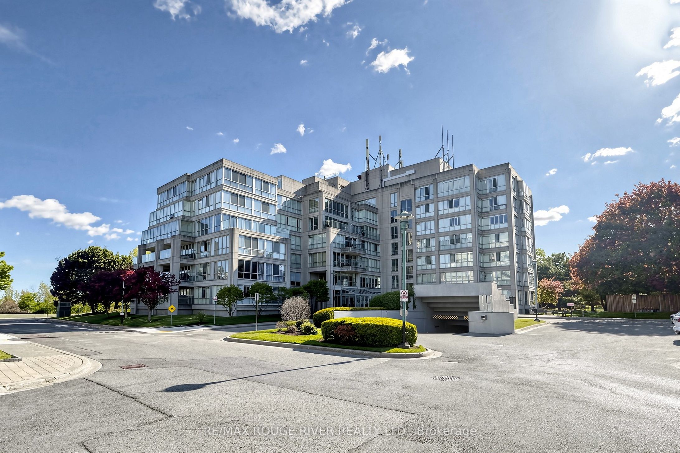 402-70 Cumberland Lane, Ajax, ON, L1S 7K2