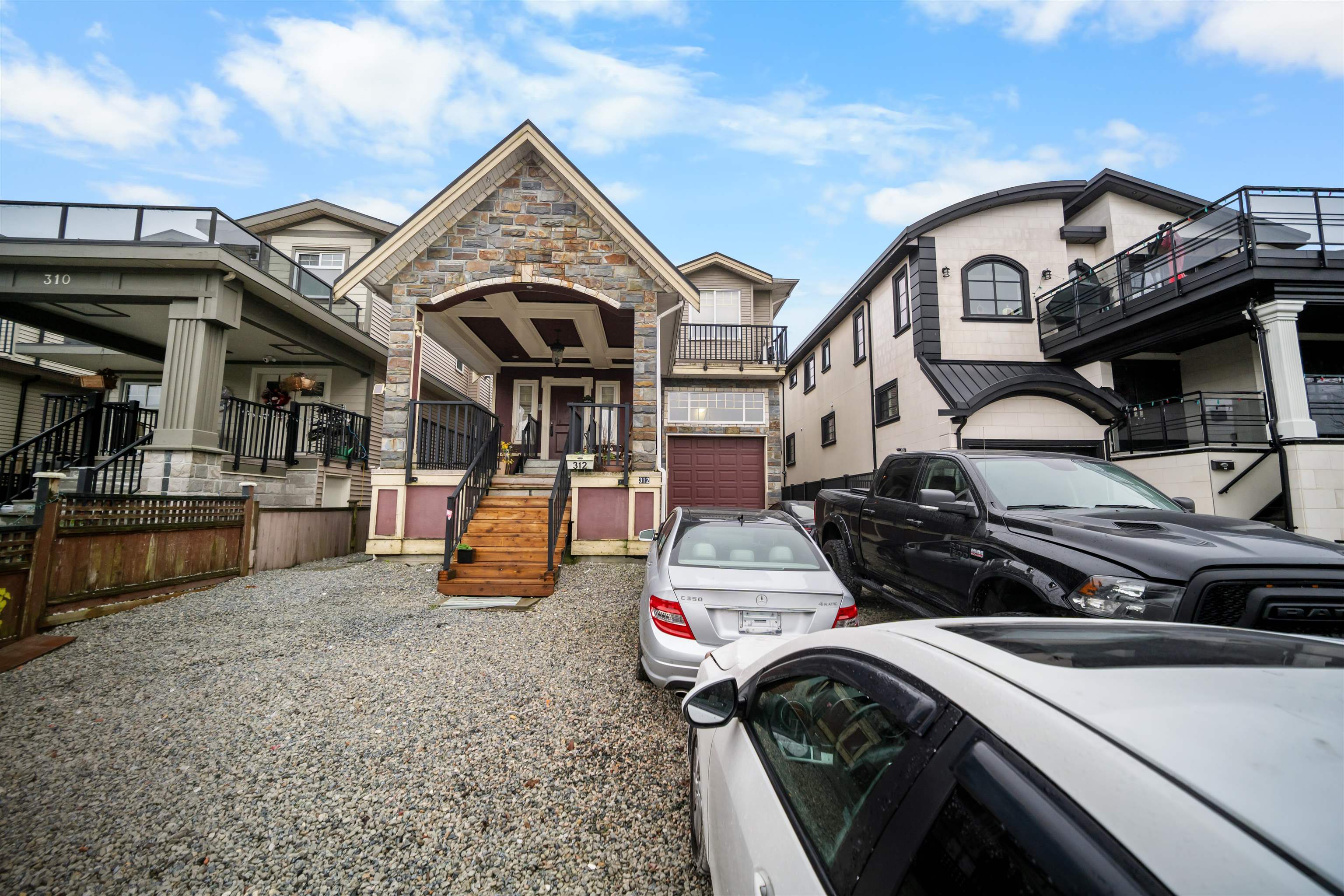 312 Jardine Street, New Westminster, BC, V3M 5M5