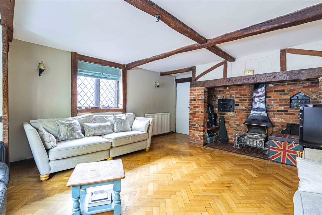 Additional image 8 of 5 bed detached house for saleThe Avenue, Radlett, Hertfordshire WD7