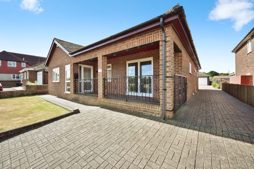 Additional image 17 of 4 bed detached bungalow for saleHigham Road, Rochester ME3