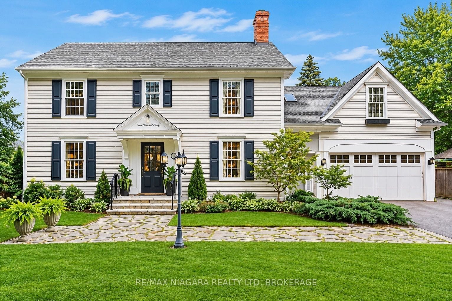 535 Charlotte Street, Niagara-on-the-lake, ON, L0S 1J0
