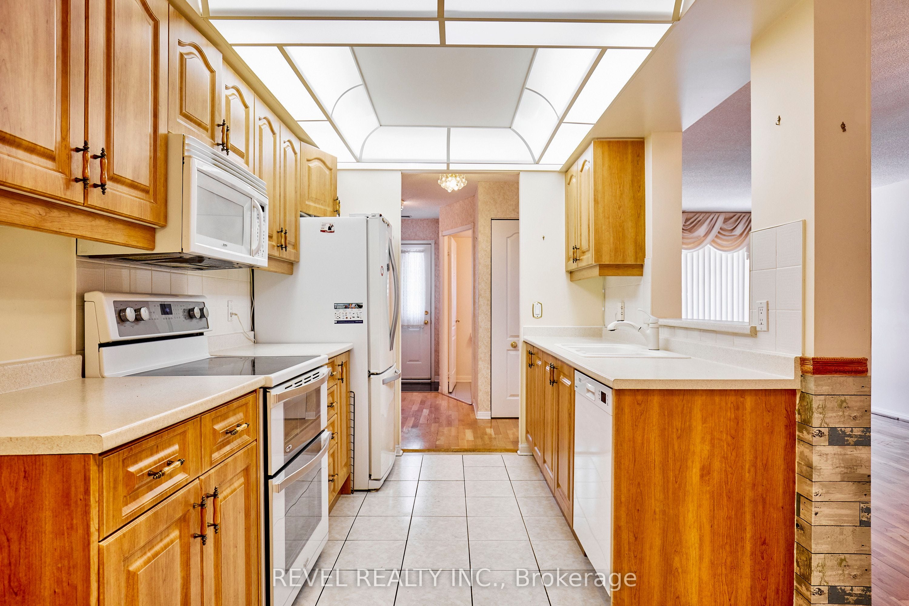 Additional image 6 of 411-1400 The Esplanade N/a N, Pickering, ON, L1V 6V2