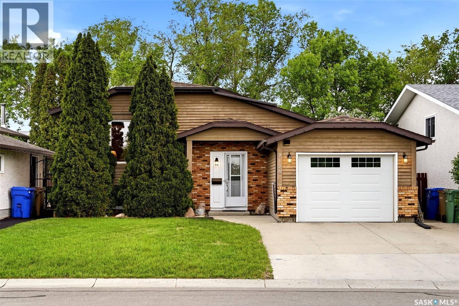 7122 Lawrence Drive, Regina, SK, S4X3X6