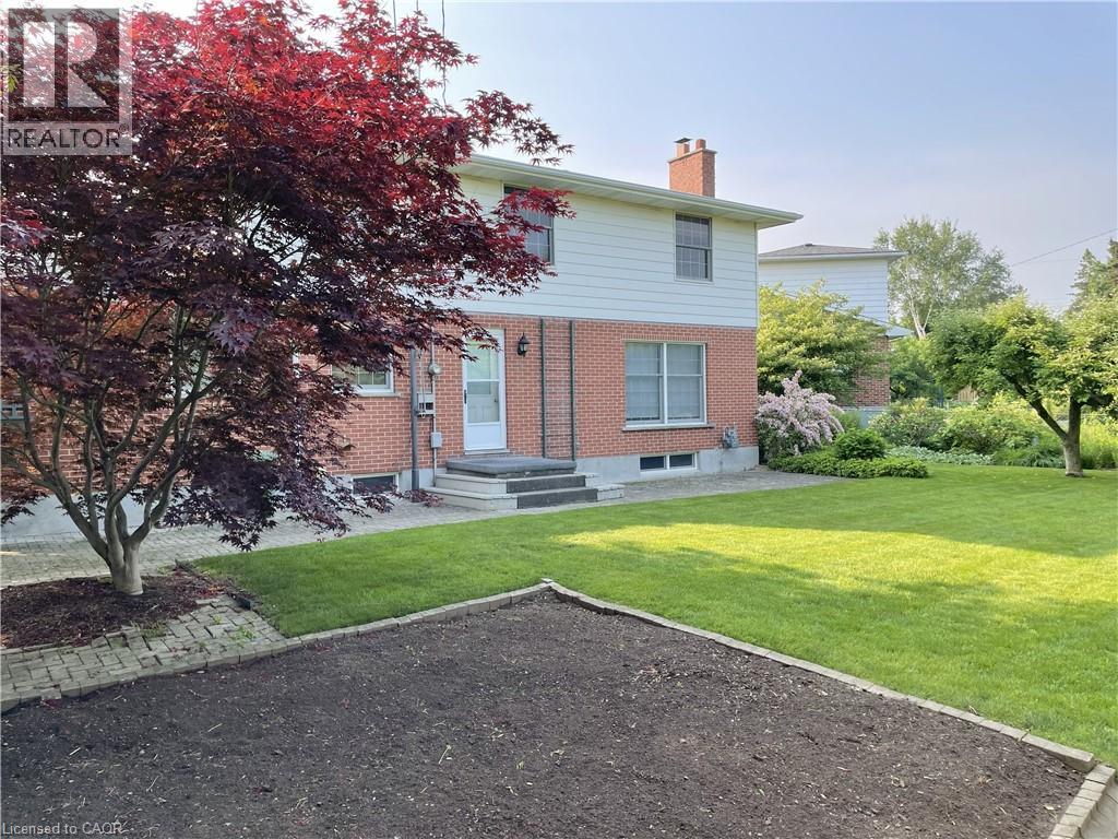 30 Lanscott Place, Hamilton, ON, L8K5G6 photo 2