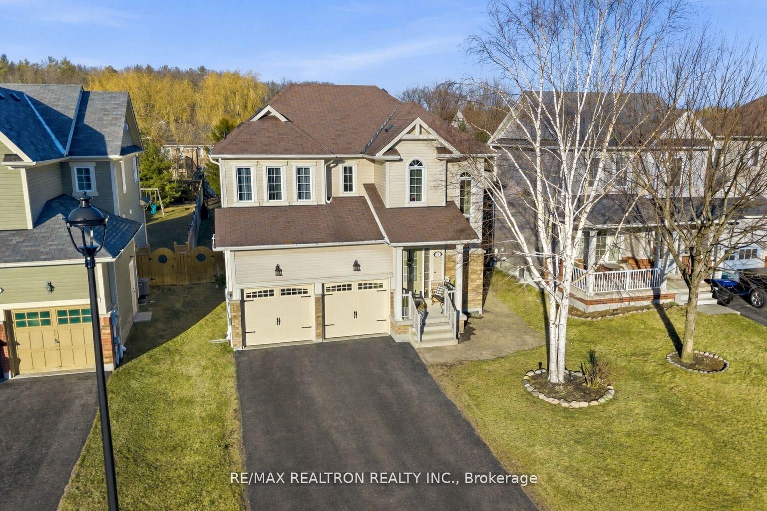 41 Christy Drive, Wasaga Beach, ON, L9Z 0E5