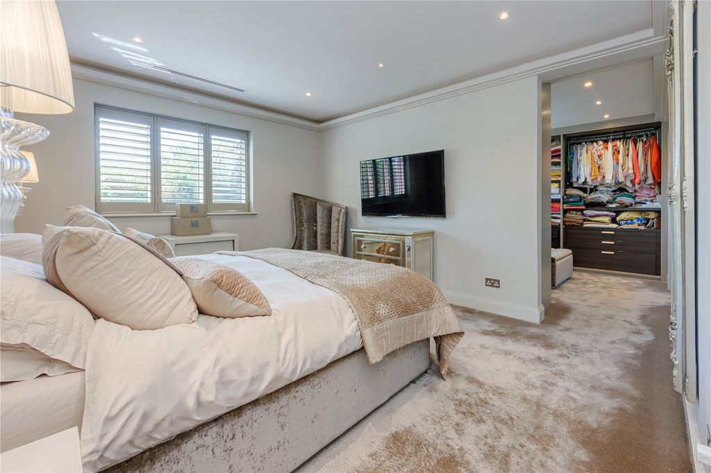 Additional image 21 of 6 bed detached house for saleThe Grove, Radlett, Hertfordshire WD7