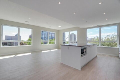 Additional image 7 of 304-110 17th Street E, North Vancouver, BC, V5V 1A1