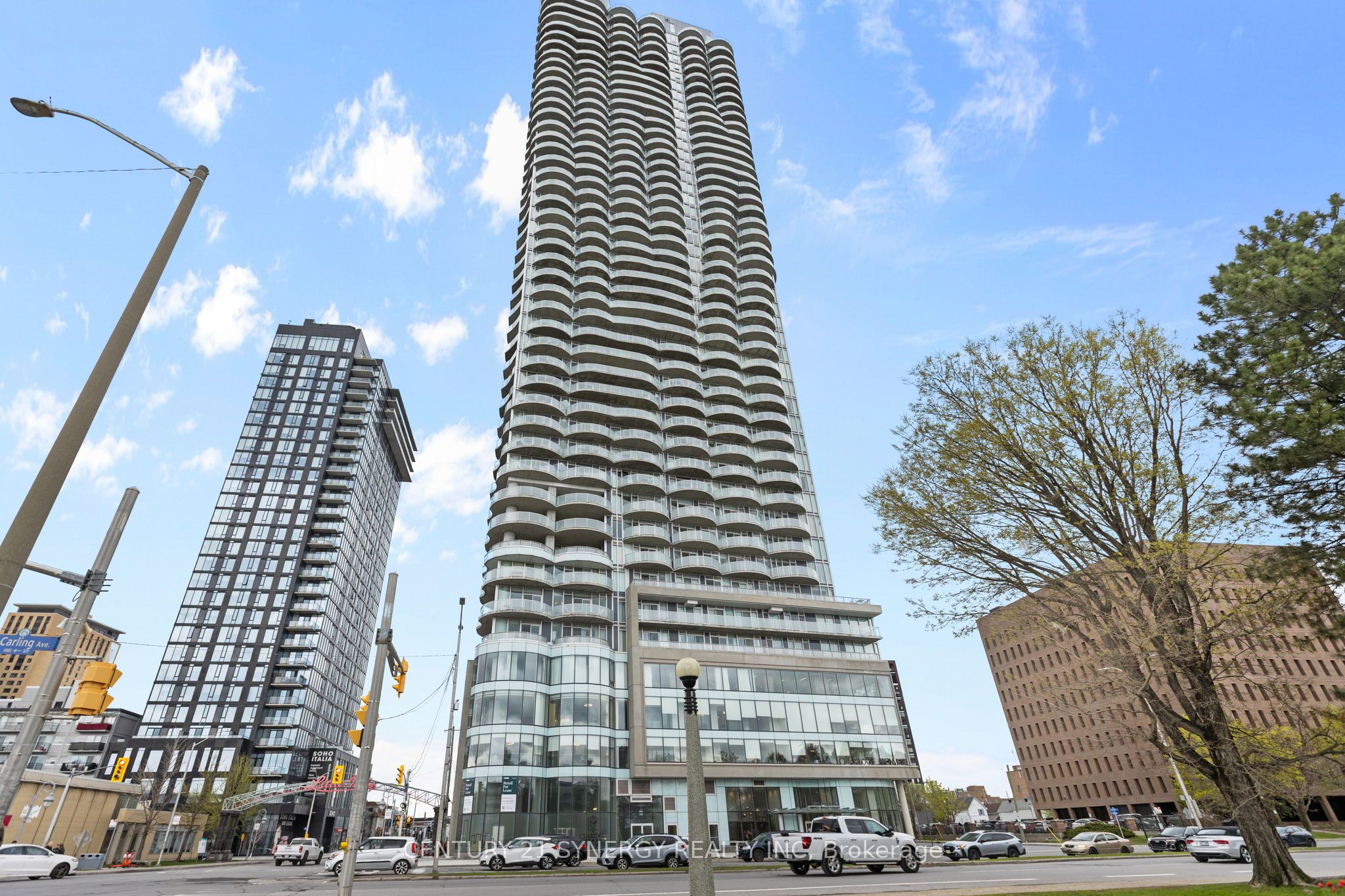 506-805 Carling Avenue, Ottawa, ON, K1S 5W9